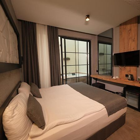 Mielo Lara Hotel Antalya Bagian luar foto