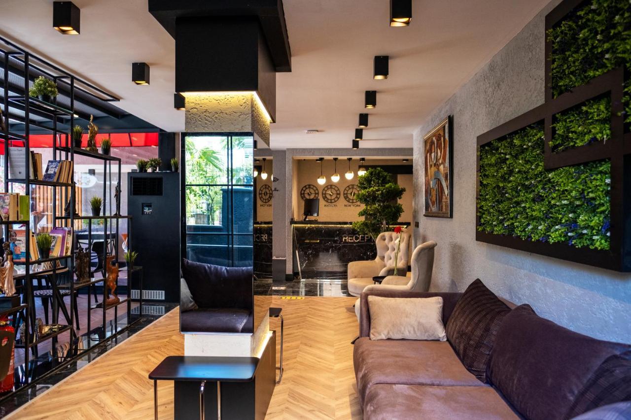 Mielo Lara Hotel Antalya Bagian luar foto